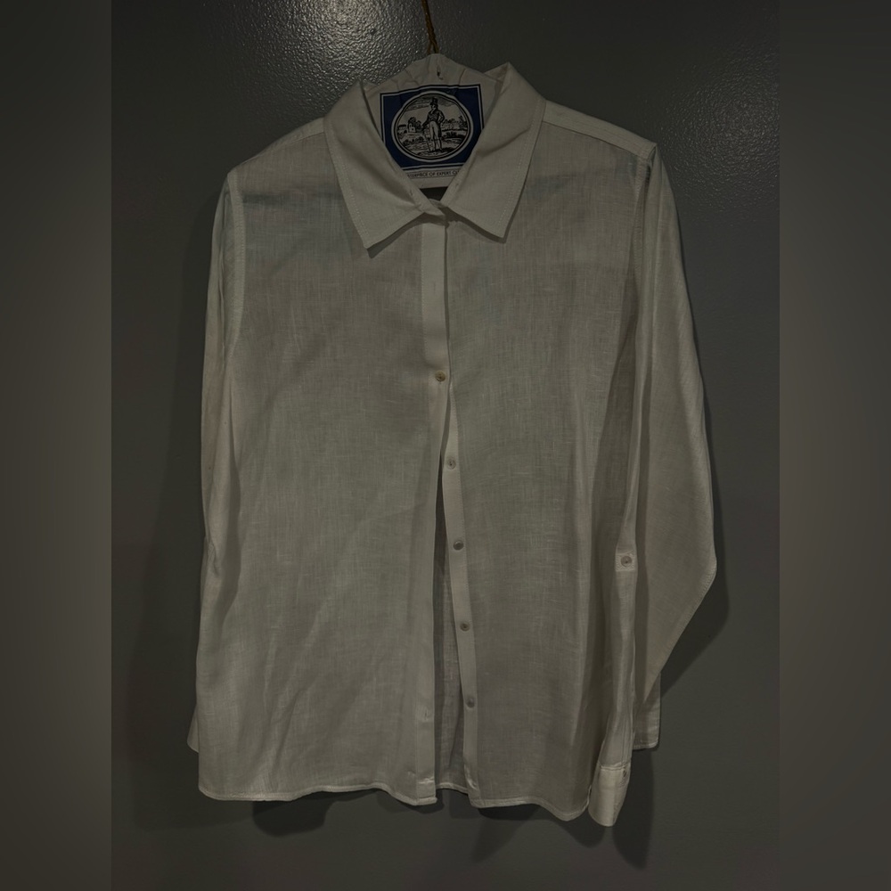 Tahari Lightweight White linen Button-Up Shirt